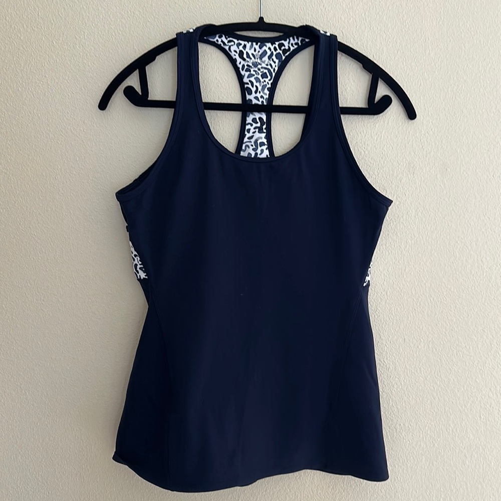 CLEARANCE 
Athleta Navy Tank Size S EUC